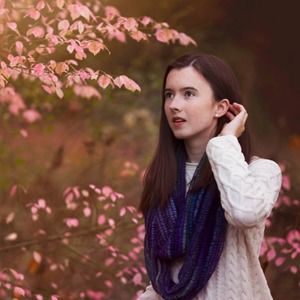 Meet your Posher, Gloria